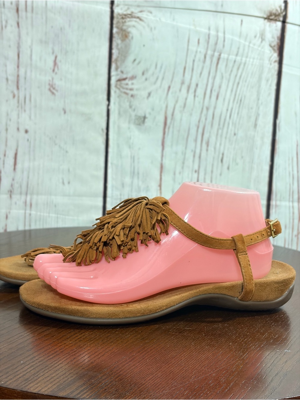 Vionic Fringe Suede T-Strap Sandal - Brown women’s 7